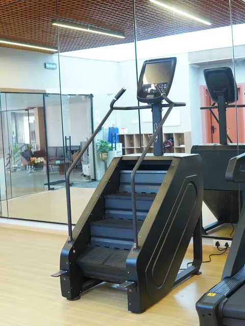Fitness9 Kompally — functional training area
