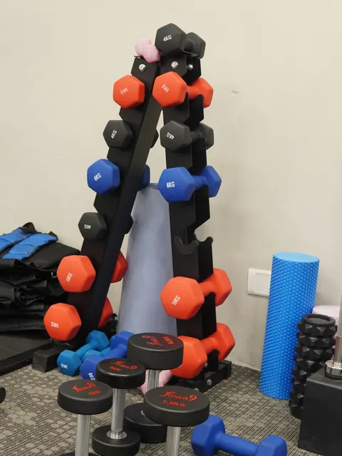 Fitness9 Kompally — strength training machines